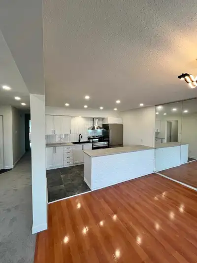 Renovated Modern 2 bedroom
