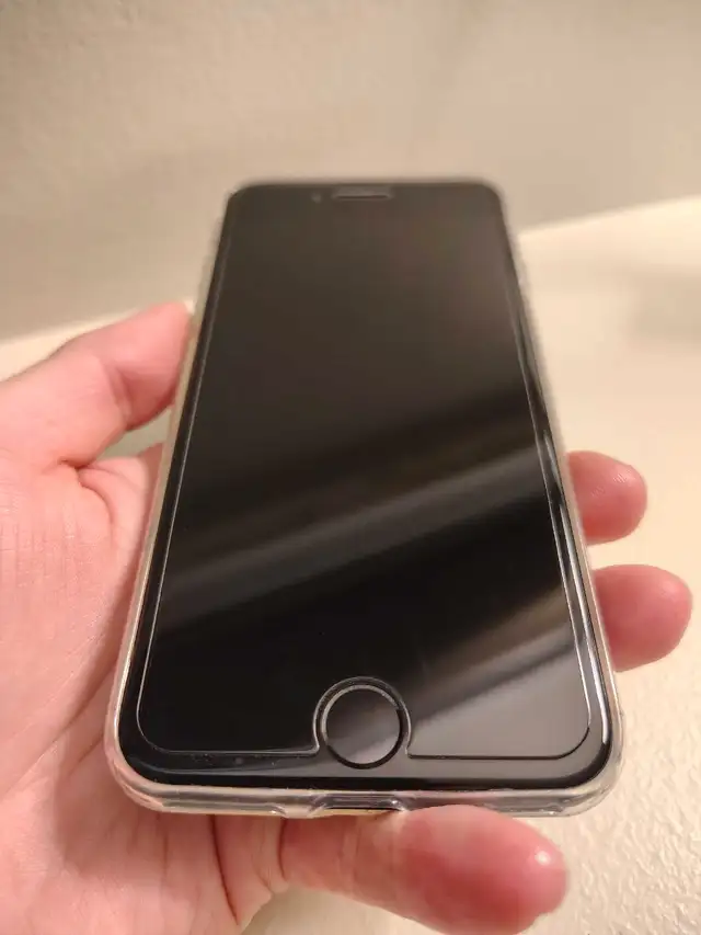 iPhone SE 2nd Gen/ 64G/ Unlocked/ with Accessories62864362916482123
