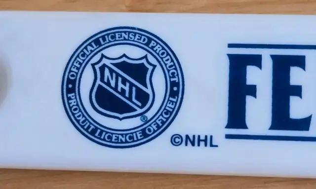 Felix Potvin Souvenir Goalie Stick in Hockey in Markham / York Region - Image 7