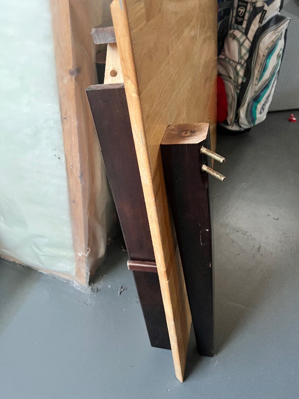 Free table Free Stuff Calgary Kijiji