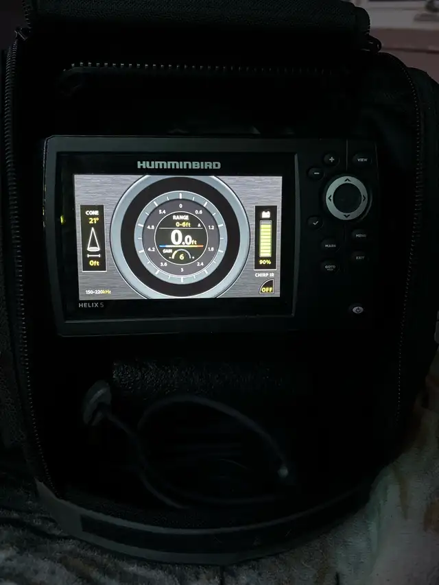 selling my hummingbird helix 5 chirp in Fishing, Camping & Outdoors in Sarnia - Image 8