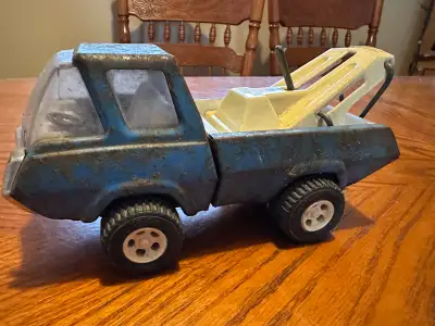 Tonka Blue Pressed Steel 8.5" Tow Truck Wrecker, Vintage 1970s, View more