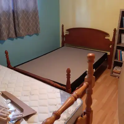 a vendre  un  lit  avec le sommier   neuf, View more