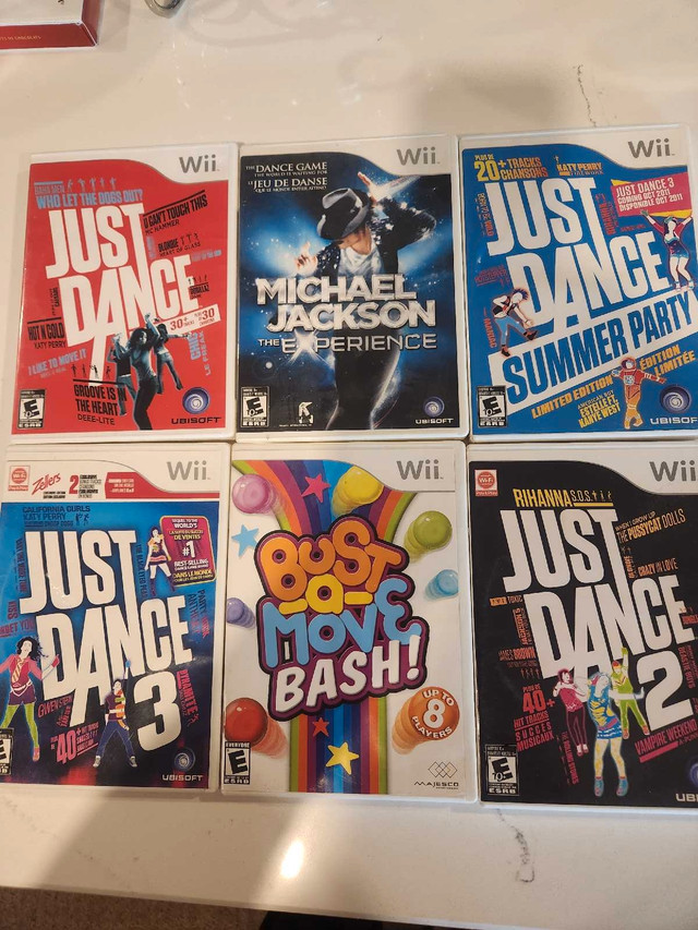 Wii dance games  in Nintendo Wii in Kawartha Lakes