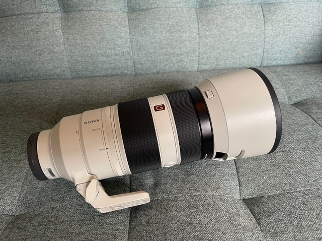Sony FE 100-400mm F4.5 5.6 GM OSS Lens in Cameras & Camcorders in Terrace - Image 3
