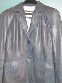 BRAND NEW NAVY BLUE REAL LEATHER FITTED JACKET