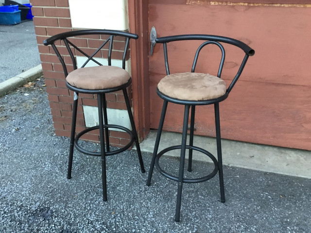 Counter/Bar Stools in Chairs & Recliners in Ottawa - Image 4