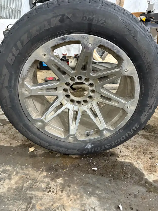 f150 all season tires and rims in Tires & Rims in Edmonton - Image 5