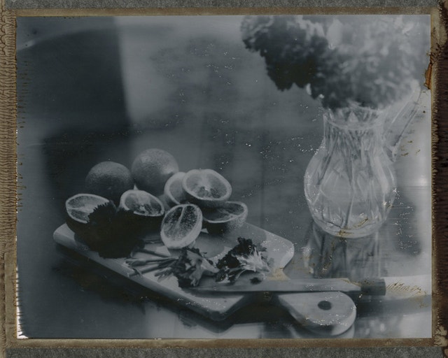 Awardwinning photographer looking for film, analog cameras + Cameras