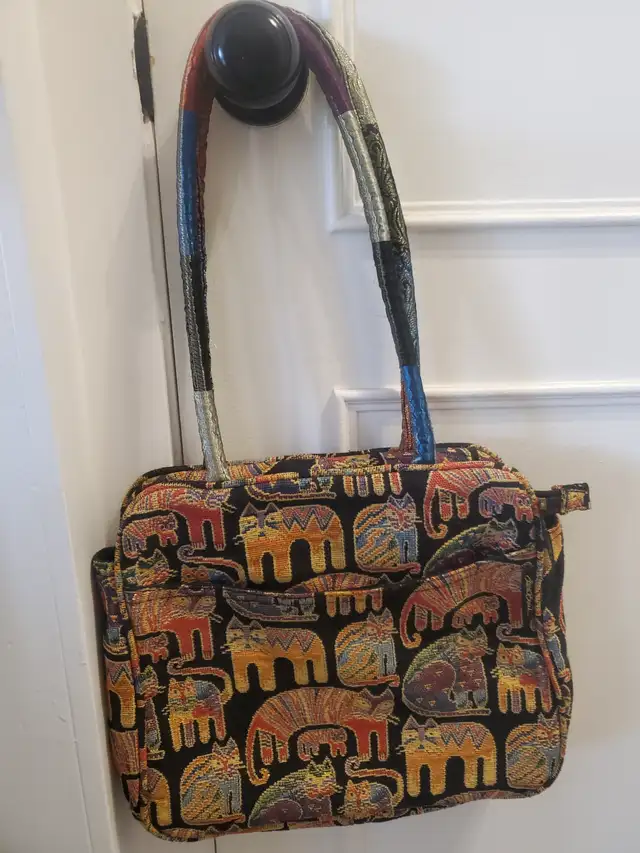 Laurel Burch Cat Bag in Women's - Bags & Wallets in London - Image 2