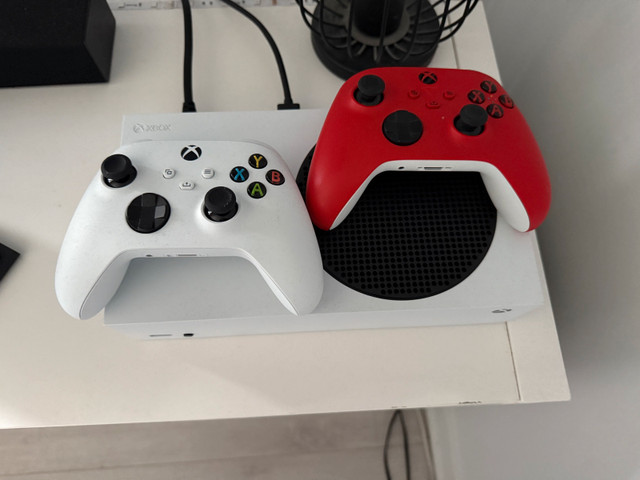 Xbox Séries S 1 Tb dans XBOX One  à Longueuil/Rive Sud - Image 2