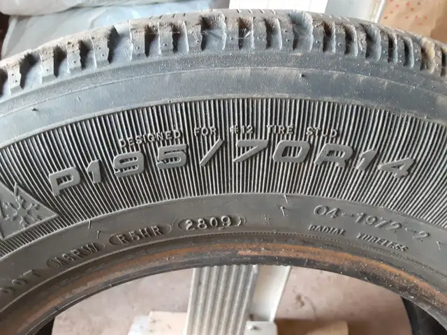 Set of tires for free in Tires & Rims in Summerside - Image 3