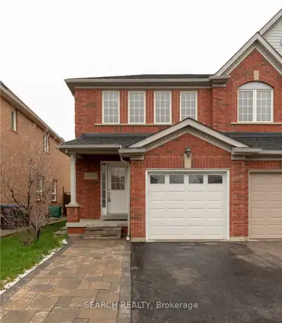 Mississauga Eglinton & Winston Churchill 3 Bed 3 Bath 3 Parking