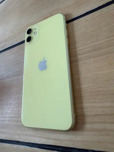 iPhone 11 64GB Unlocked - Yellow - 100% Battery - Good Condition, View more