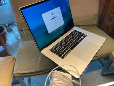 MacBookPro 16po 2019, View more