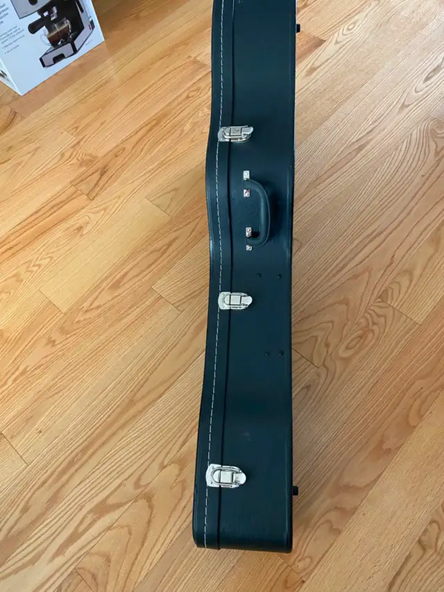 Guitar hard case533465124045465606