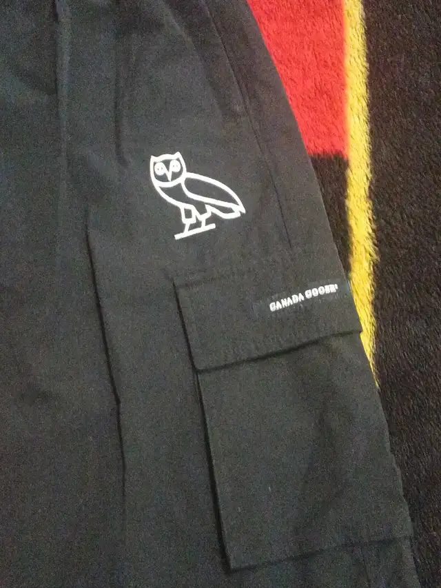 Canada goose ovo cargo pants in Men's in Oshawa / Durham Region - Image 4