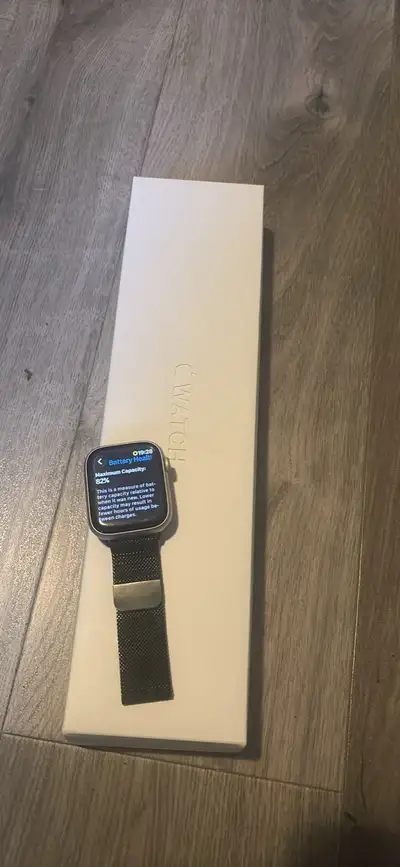 Apple Watch Series 8 (GPS+LTE), View more