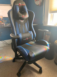 Ergonomic Adjustable Racing Game Chair with Footrest