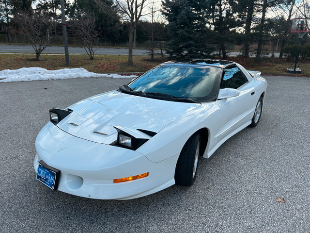 1995 Pontiac TransAm in Cars & Trucks in Markham / York Region - Image 2