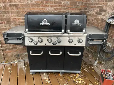 Broil King Regal 690 BBQ, View more
