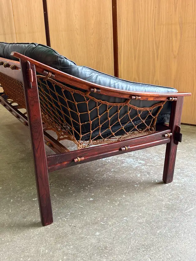 1960s Danish Rosewood and Leather Diplomat Chairs by Finn Juhl in Chairs & Recliners in Victoria - Image 3