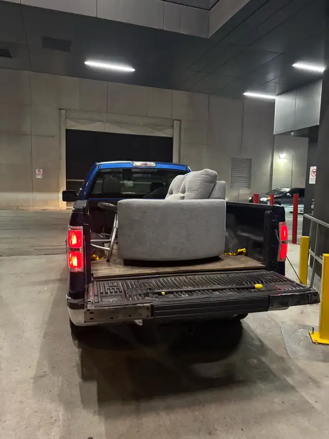 Moving /Junk /Delivery586457749443072006
