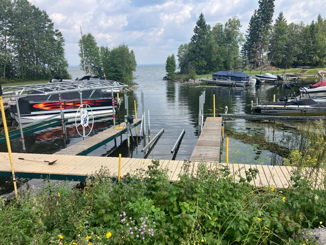 Boat  Docks  in Garage Sales in Saskatoon