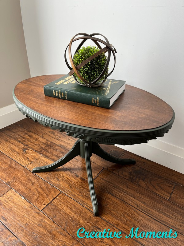 Antique Accent Table in Other Tables in Calgary - Image 2