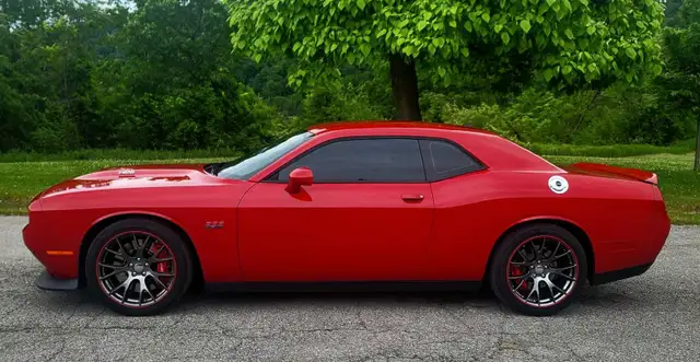Dodge Challenger 392 SRT V8 6.4 liter62863211237763120