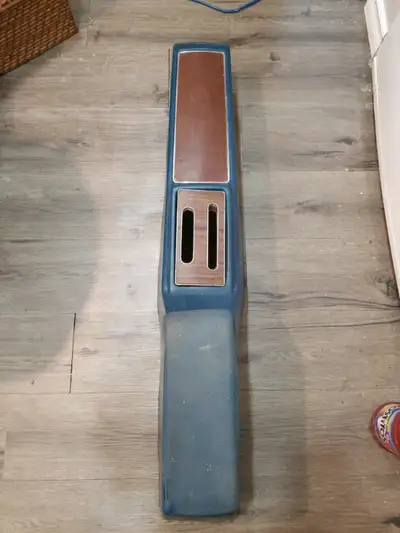 Used console in very good shape. Part is located in Cambridge but I could bring it to my work in Nor...