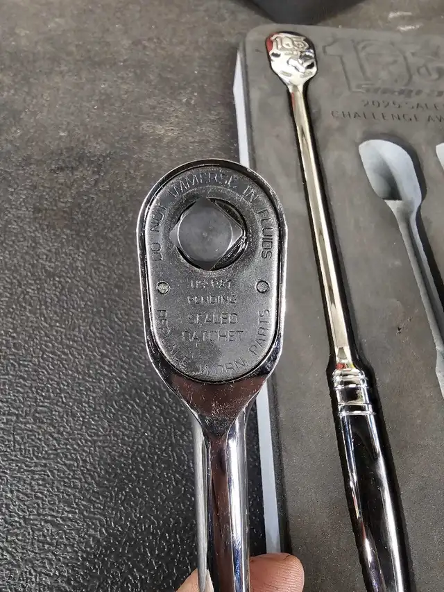 2 limited snap on 105 anniversary 3/8 ratchets with foam in Hand Tools in Winnipeg - Image 8