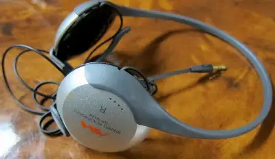 RARE AIWA HP-M146 HEADPHONES WALKMAN DISCMAN SPORTS MADE BY SONY, View more
