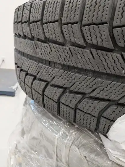 Michelin Latitude X-ice winter snow tires in Tires & Rims in Kitchener / Waterloo - Image 5