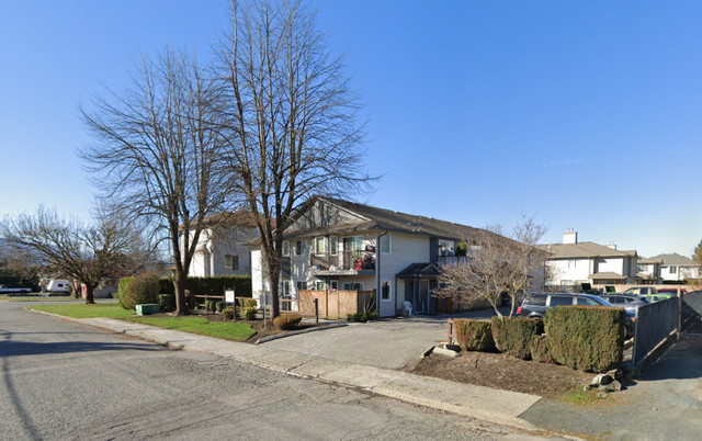 2br/1ba + full kitchen available now in Chilliwack in Long Term Rentals in Chilliwack