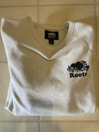 Roots crew neck sweatshirt•size small•white