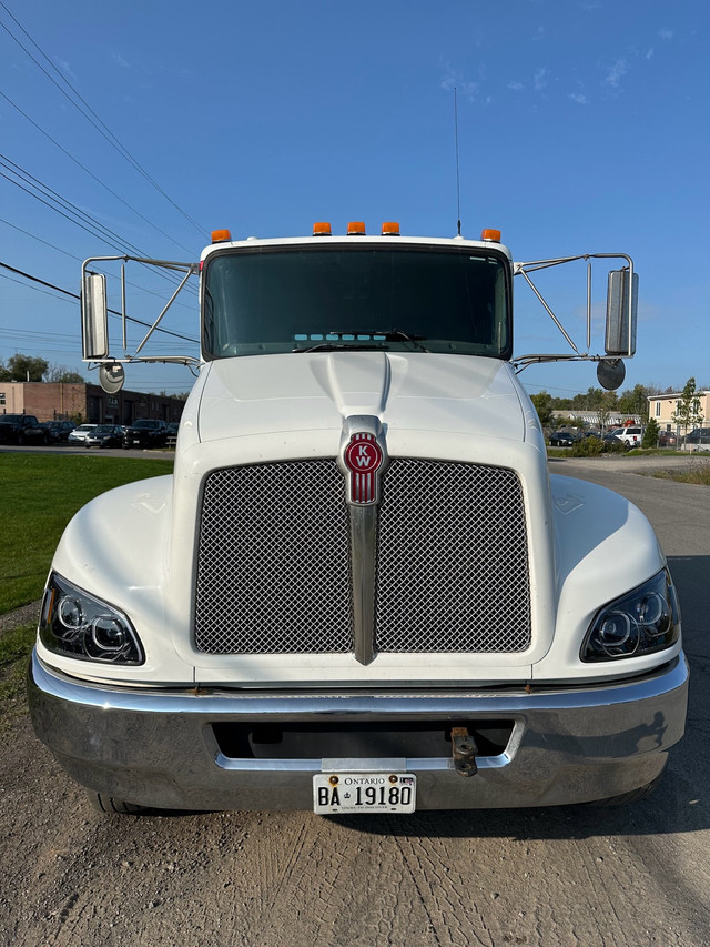Kenworth T370 Truck with Versatran 15T Retreiver 2017 in Cars & Trucks in Ottawa - Image 2