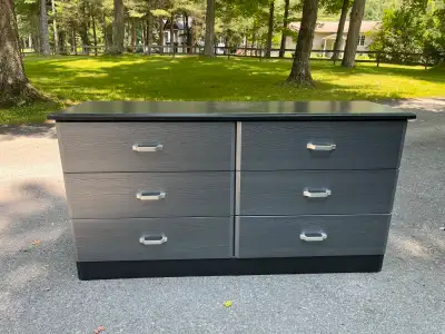 Bureau 6 tiroirs et table de nuit, View more