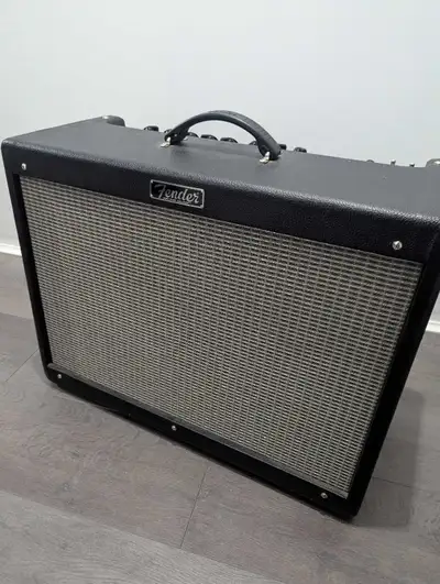 Fender Hotrod Deluxe III with tilt back arms, View more