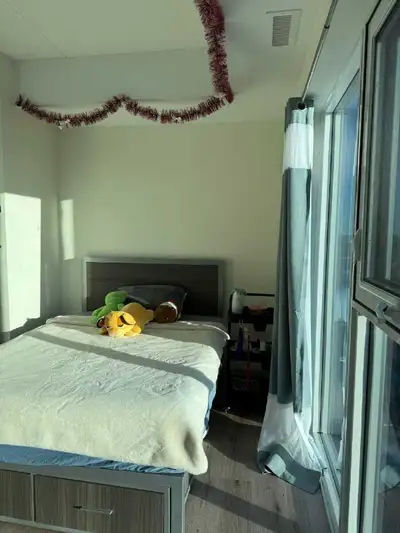 Lease take over starting September. Willing to pay September month rent out of pocket. Prime and cle...