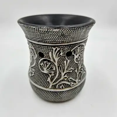 Scentsy Silvervine Plug In Wax Warmer SHADE ONLY Read, View more