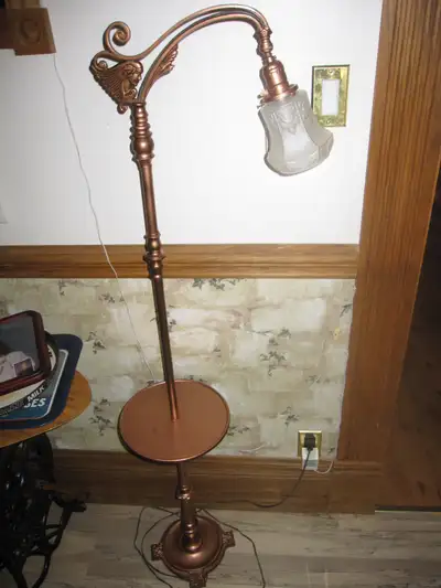 UNIQUE  ANTIQUE CAST IRON VINTAGE BRIDGE LAMP FLOOR LAMP W/TABLE, View more