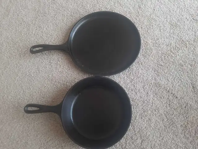 Cast Iron Skillet and Griddle Set482653596655308801
