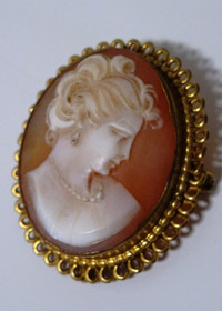 CAMEO pendant brooch 1910 VICTORIAN 12K gold filled LARGE