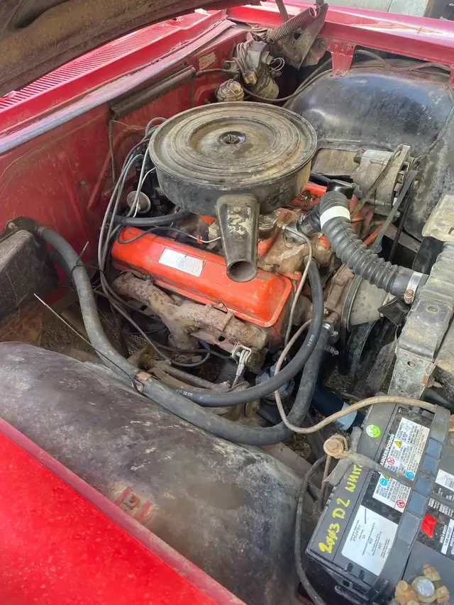 1965 Pontiac Laurentian. in Classic Cars in Medicine Hat - Image 7