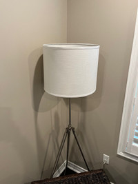 Floor lamp