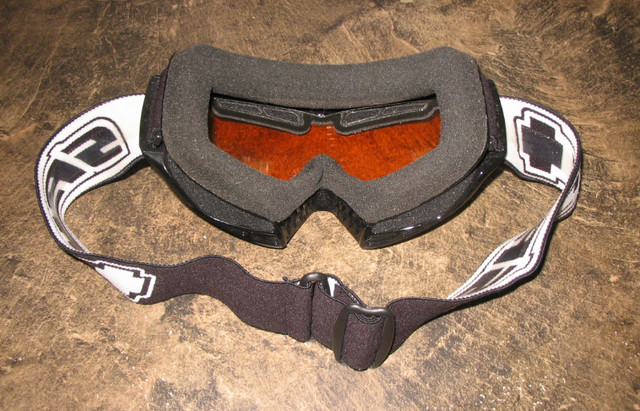 Spy Ski Goggles in Ski in Belleville - Image 2