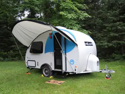 This ultralight teardrop travel trailer is perfect for a couple. It has all the amenities you need,...