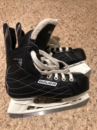 Bauer kids hockey skates - US 4, EUR 36, View more