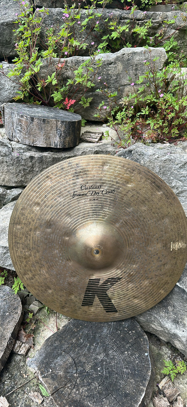 Zildjian K 18” custom special dry crash cymbal  in Drums & Percussion in Hamilton